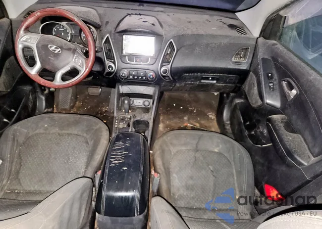 KM8JT3AC8AU096228: 90782645