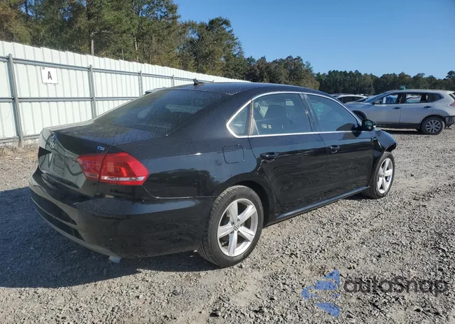 1VWAT7A37EC034016: 82761235