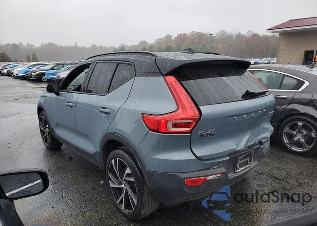 YV4162UM5L2198933: 90243785