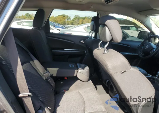 3C4PDCBB8FT577163: 91211275