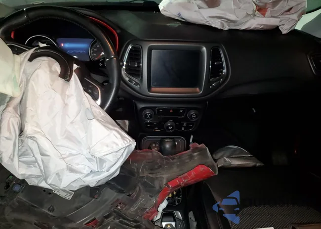 3C4NJDDB2HT630560: 90387655