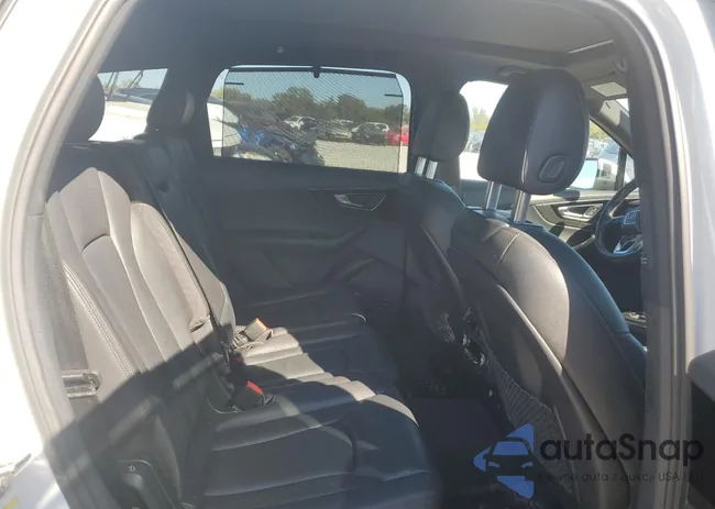 WA1LAAF75JD042737: 82658835