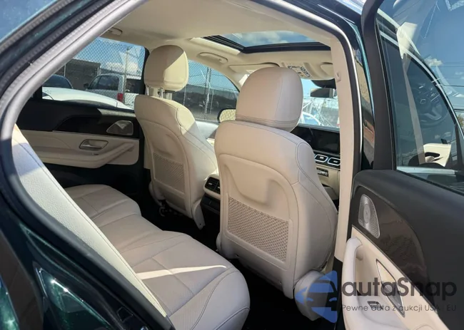 4JGFB4JB7MA496843: 85404335