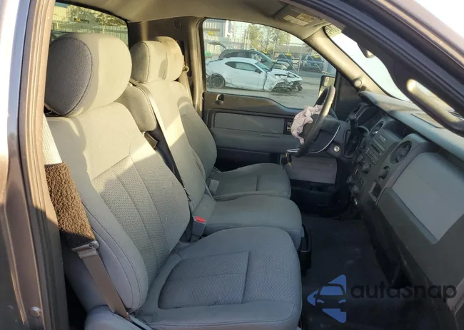 1FTMF1CM2EFC52308: 82440875