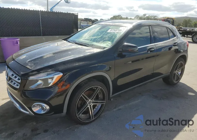 WDCTG4EB0JJ403105: 87268705