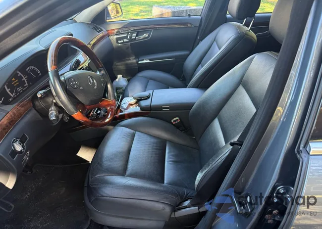 WDDNG8GB1BA419906: 86699065