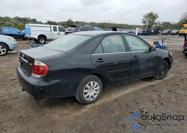 4T1BE32KX5U405921: 82432615