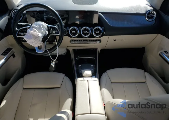 W1N4N4HB3MJ235677: 90684775