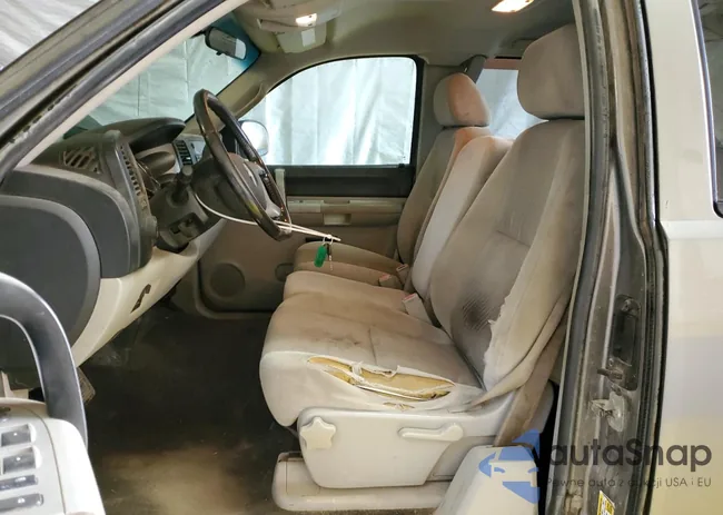 1GCHK59K59E138762: 85132365