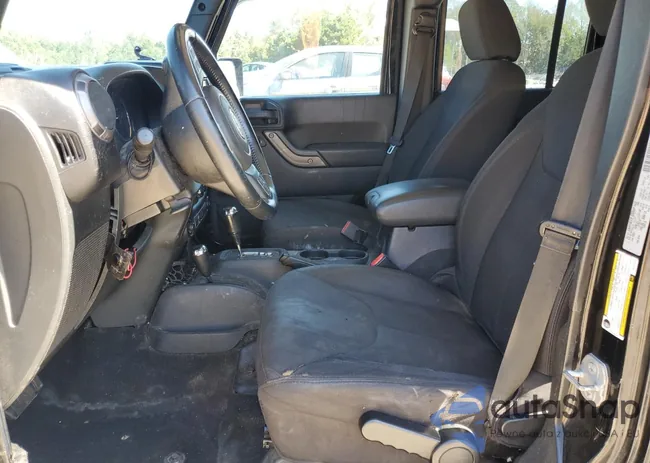 1C4BJWDGXFL577111: 81994135