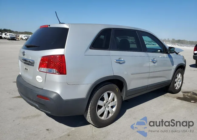 5XYKT3A1XDG363379: 86229005