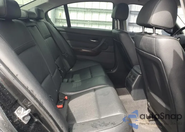 WBAPH7C5XBE126053: 82323095