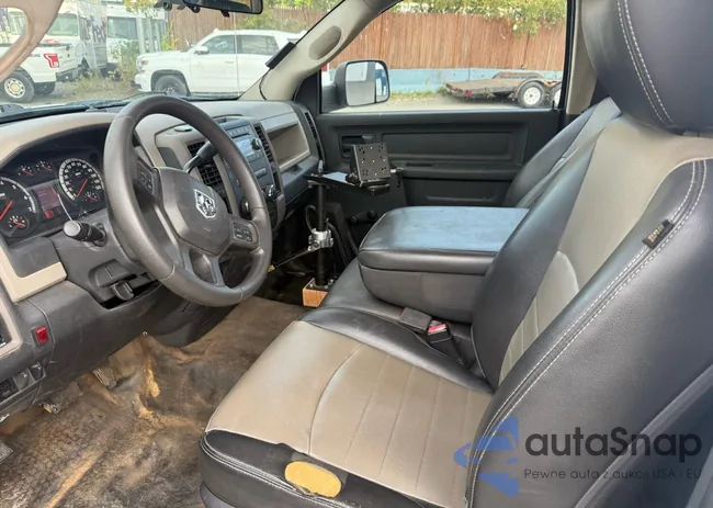 3C6LD4AT3CG317568: 85960445