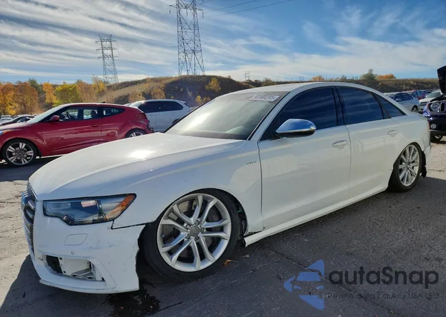 WAUF2AFC4DN047355: 90100295