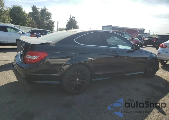 WDDGJ4HB0FG437530: 84630955