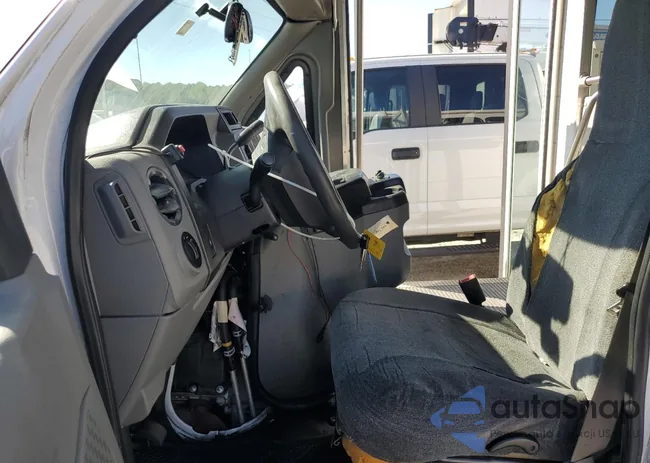 1FDEE3FS6KDC45894: 86276425