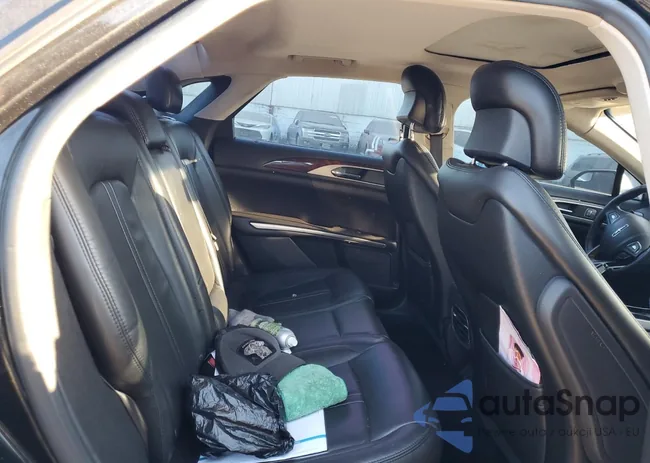 3LN6L2JK2ER811735: 85161065