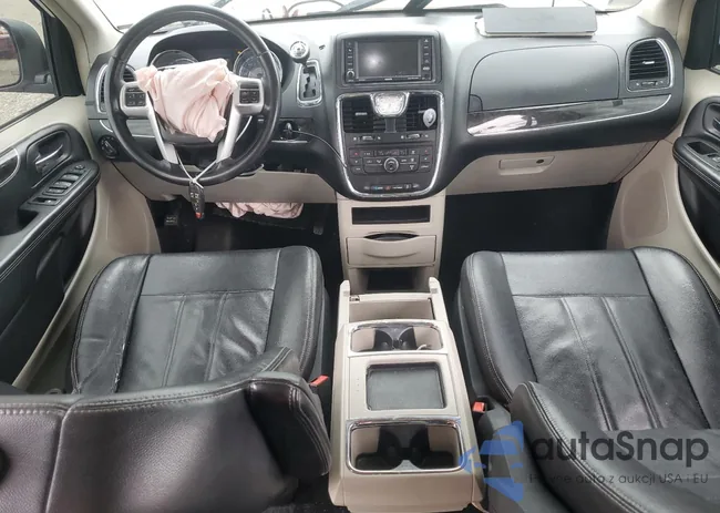 2C4RC1BG9FR538953: 86713405