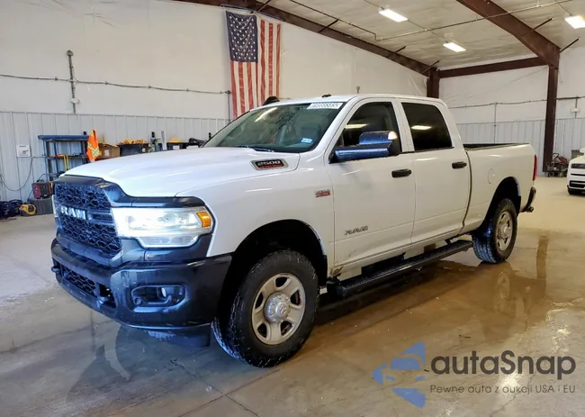 3C6UR5CJ0KG565802: 89866585