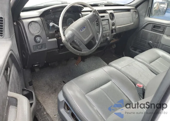 1FTMF1CM5DKD51601: 82204595