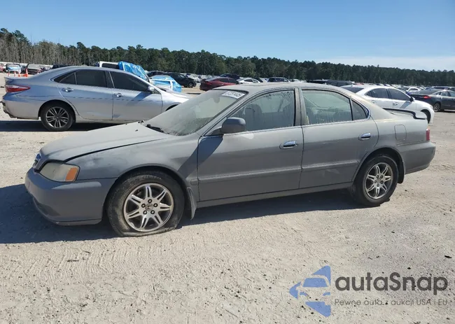 19UUA5669YA015725: 87281445