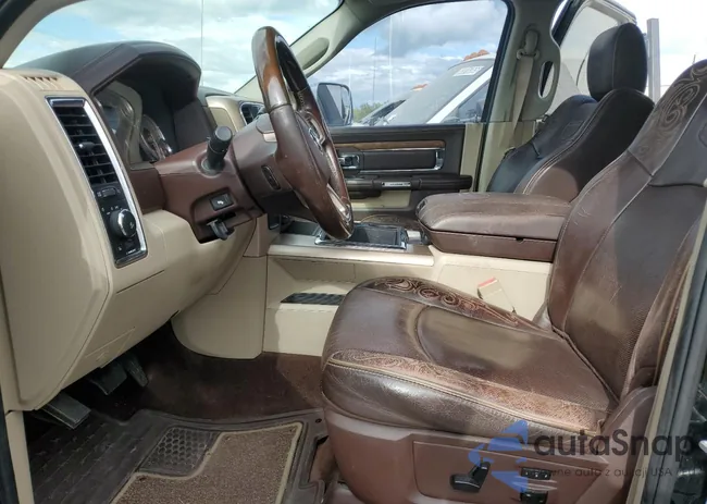 3C6UR5GL3FG539180: 82573835