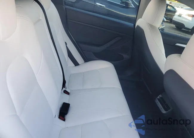 5YJ3E1EAXPF569102: 85846325