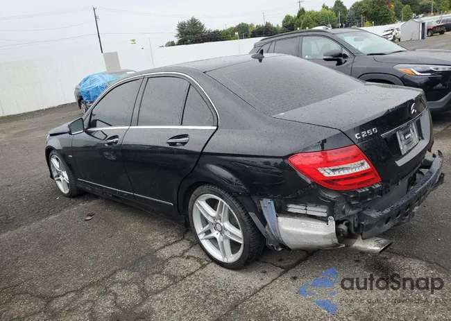 WDDGF4HB0CR195890: 82088905