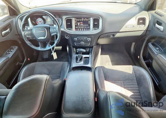 2C3CDXGJ3HH652745: 85578035