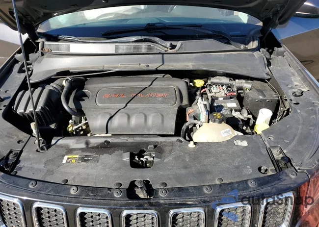 3C4NJDBB8LT146713: 84443975