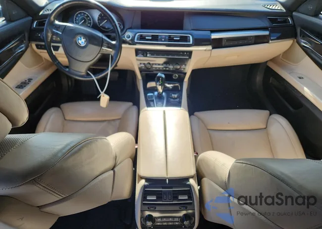 WBAKX8C59BC198179: 90595305