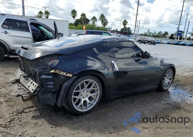 JN1AZ44E29M401808: 86882755