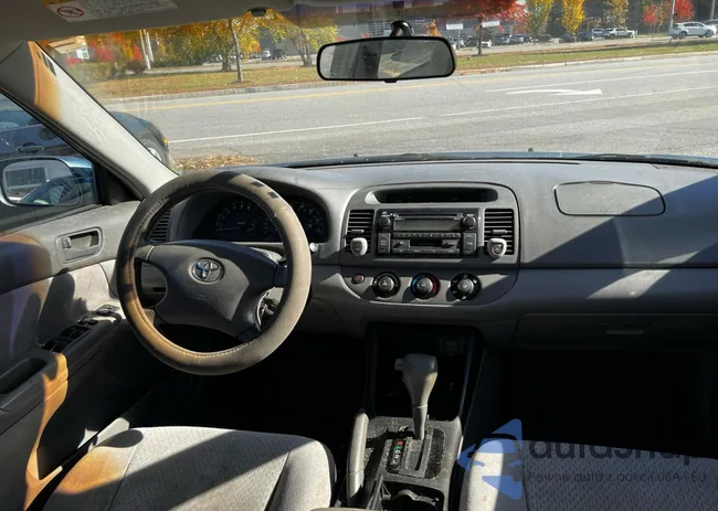 4T1BE32KX3U652157: 89928385