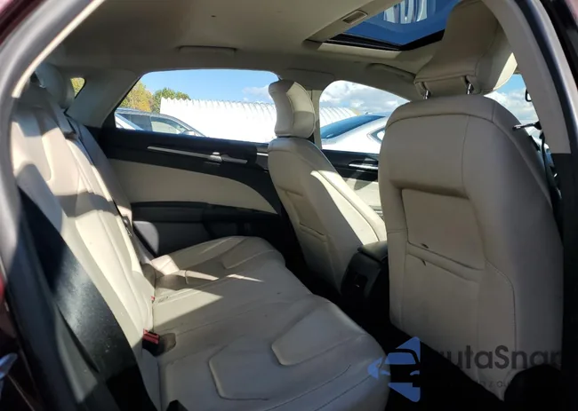 3FA6P0SU3HR280987: 89704775