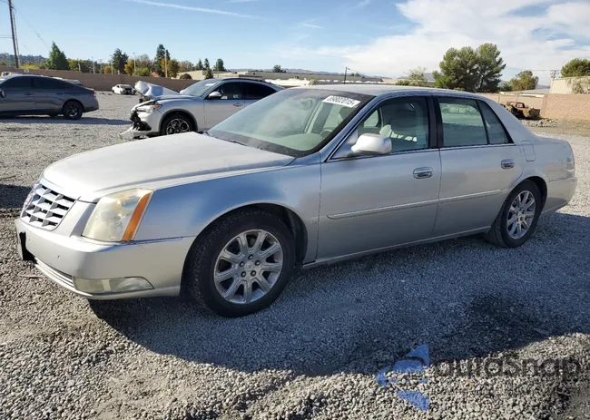 1G6KD57Y58U161778: 89802015