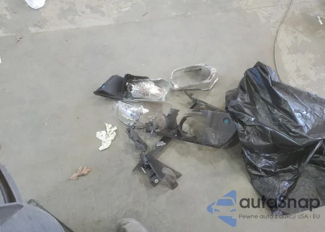 1G8AJ55F17Z171304: 82729875