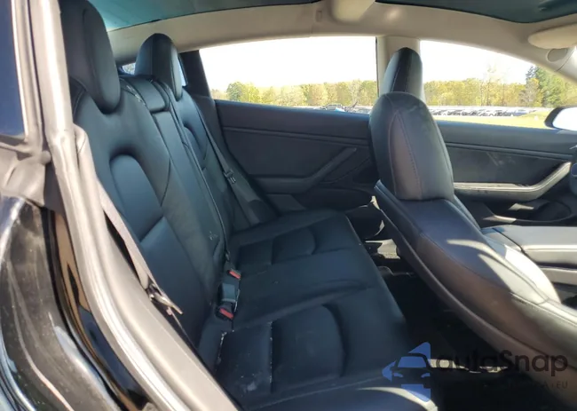 5YJ3E1EB5KF413289: 86693955