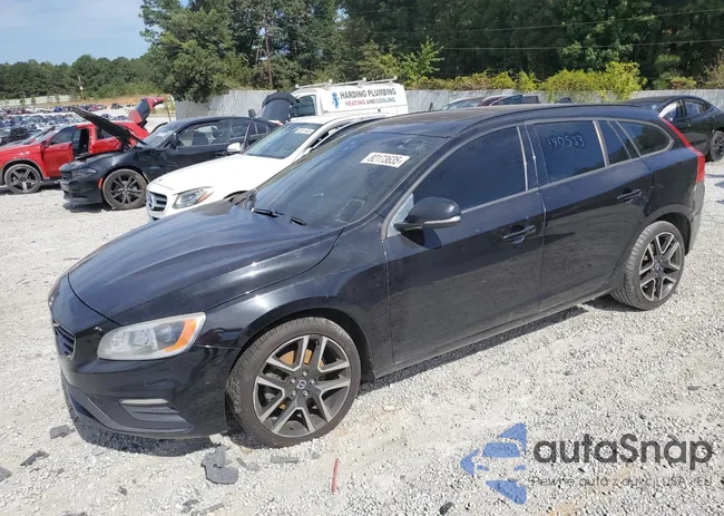 YV140MELXJ2389290: 82173635