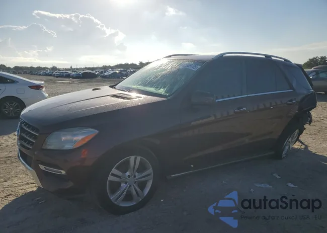 4JGDA5JB8DA135749: 82589705