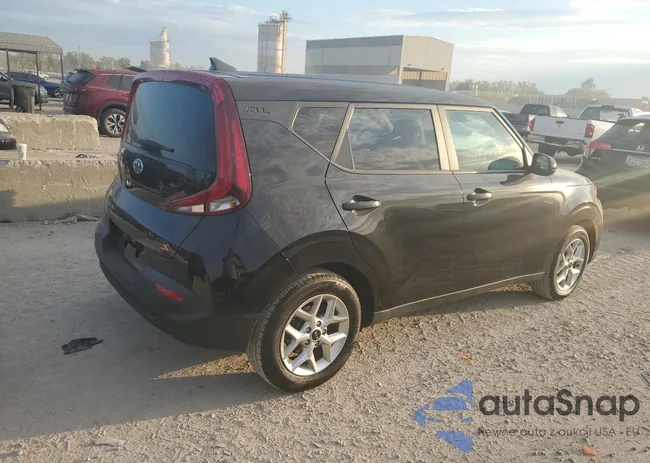 KNDJ23AU7M7145034: 82485595