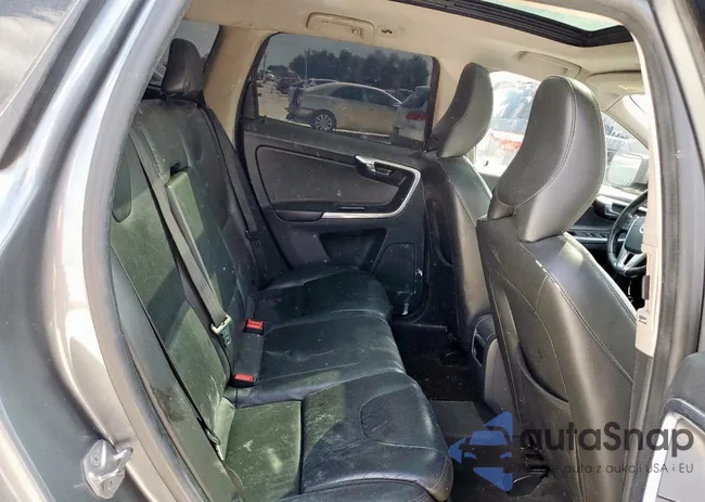 YV440MDK3G2871586: 85201035