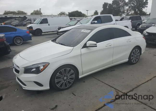 WDDSJ4EB4HN430979: 89918945