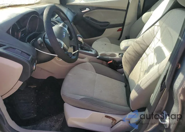 1FADP3F20EL104331: 82494905