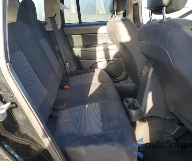 1C4NJCBA2ED507850: 85699295