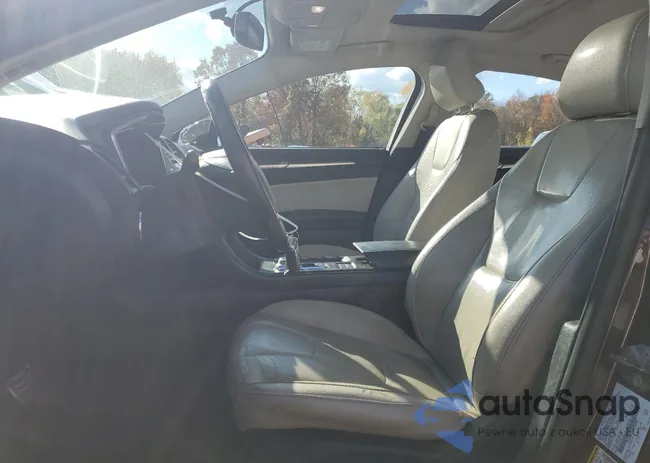 3FA6P0SU3HR280987: 89704775