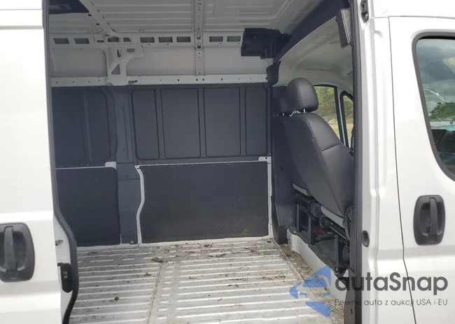 3C6MRVHG2SE552736: 86774105