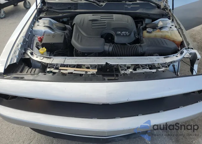 2C3CDZAG2KH744266: 86176135