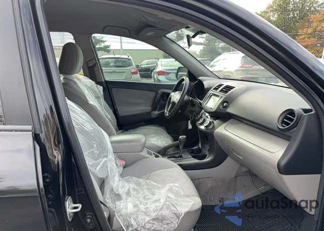 2T3BF4DV8AW069908: 86604195