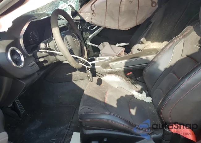 1G1FJ1R64N0107749: 82293565