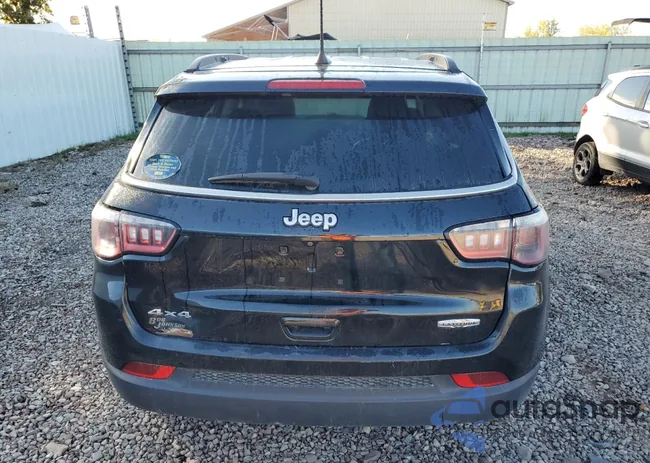 3C4NJDBB0LT256445: 84234475